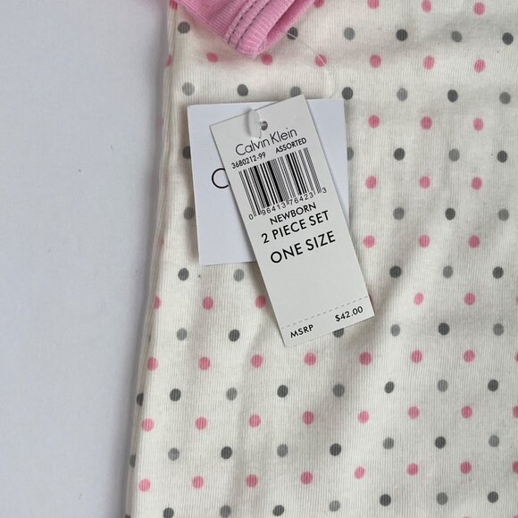 Calvin Klein Newborn 2 Piece Set Gown Sleepwear Pink & Polka Dot Cotton - Picture 2 of 2